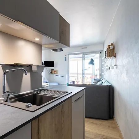 A 50m De La Grande Plage, Pour 4 *